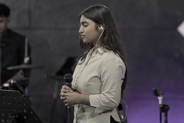 Worship community