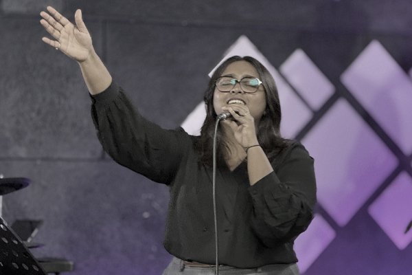 Worship community